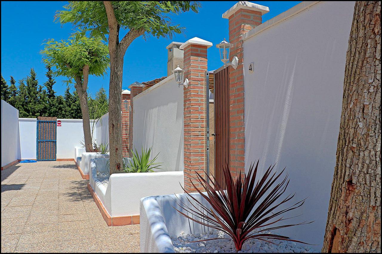 Bungalow La Roa IV, con piscina comunitaria Conil De La Frontera Esterno foto