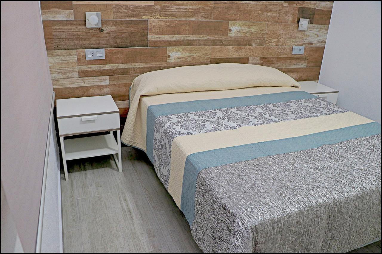 Bungalow La Roa IV, con piscina comunitaria Conil De La Frontera Esterno foto